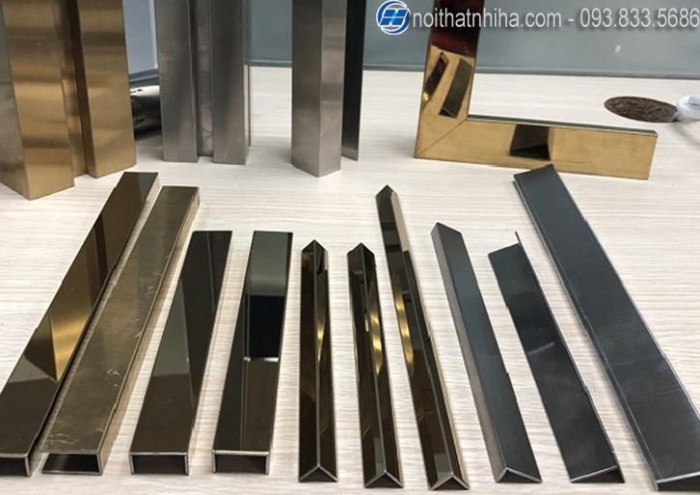 Khung inox vàng gương